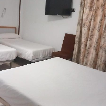 Hostal Lizana 2 Χουέσκα Εξωτερικό φωτογραφία