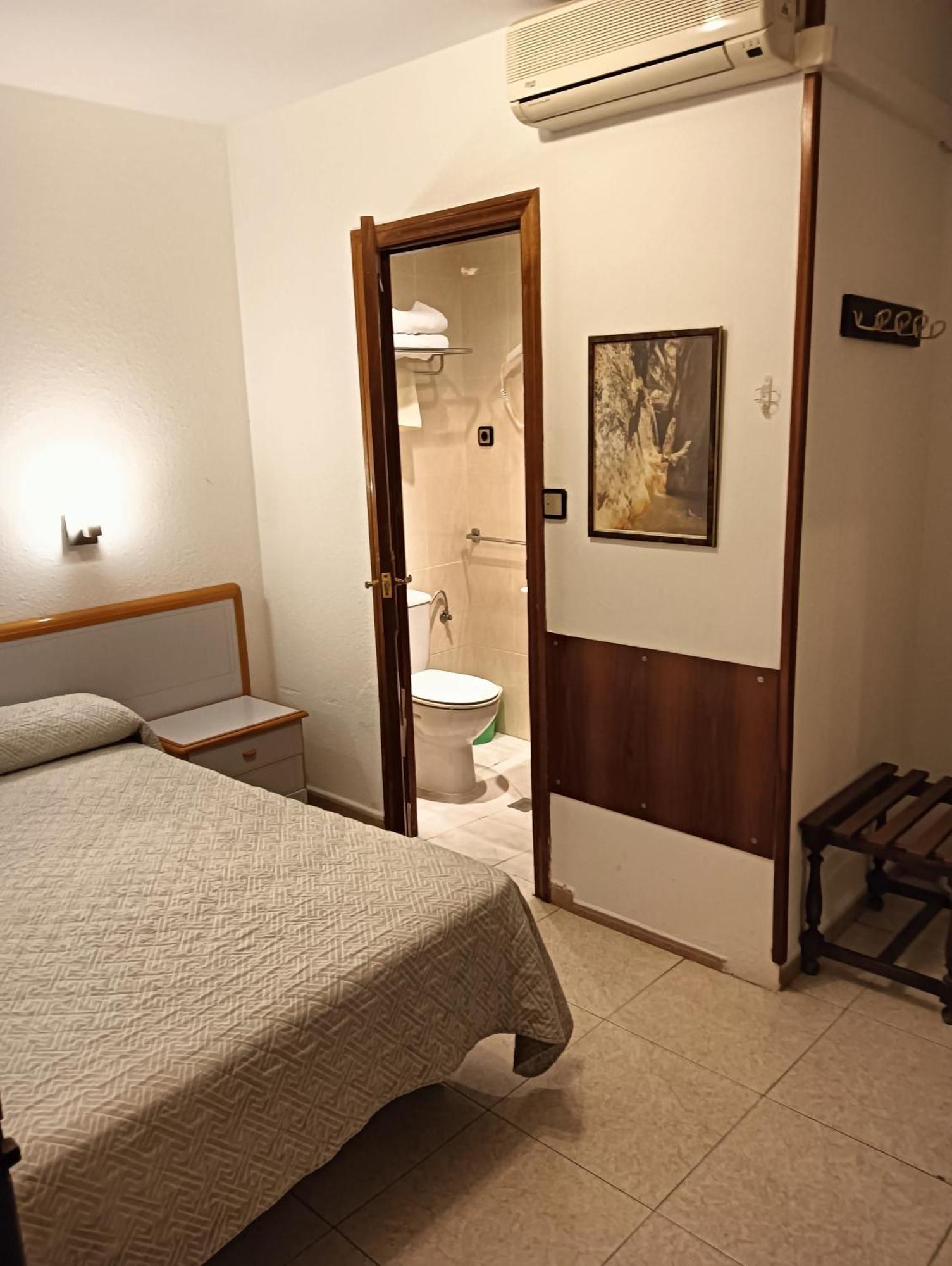 Hostal Lizana 2 Χουέσκα Εξωτερικό φωτογραφία