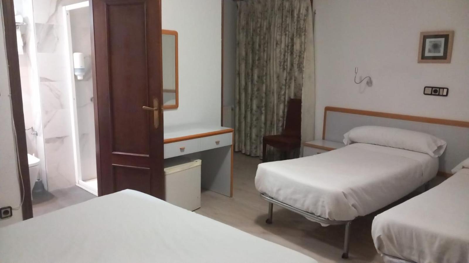 Hostal Lizana 2 Χουέσκα Εξωτερικό φωτογραφία