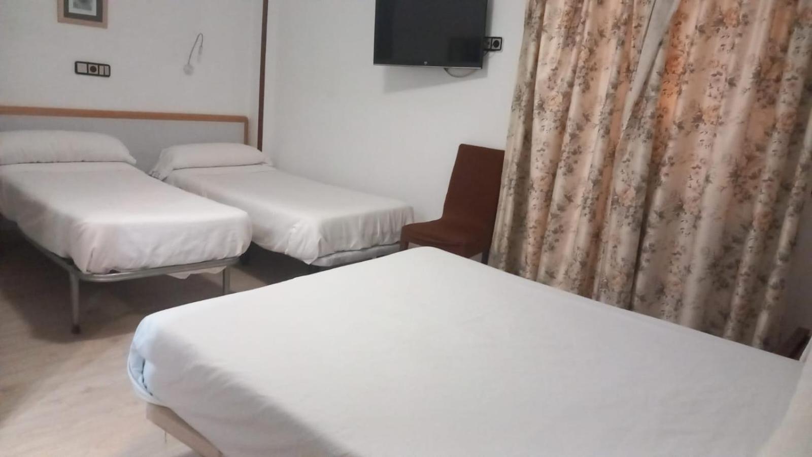 Hostal Lizana 2 Χουέσκα Εξωτερικό φωτογραφία